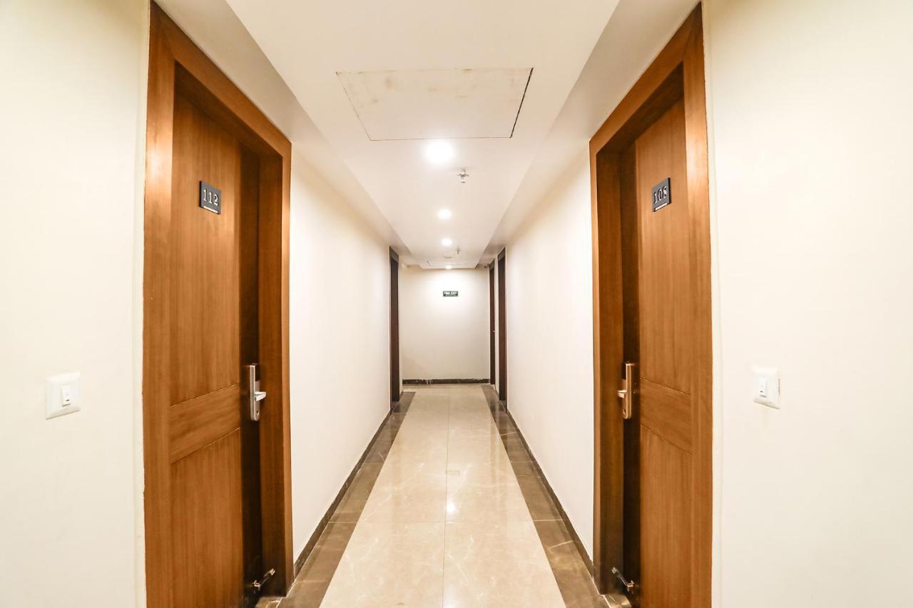 Fabhotel Aman Sara Лакнау Екстериор снимка
